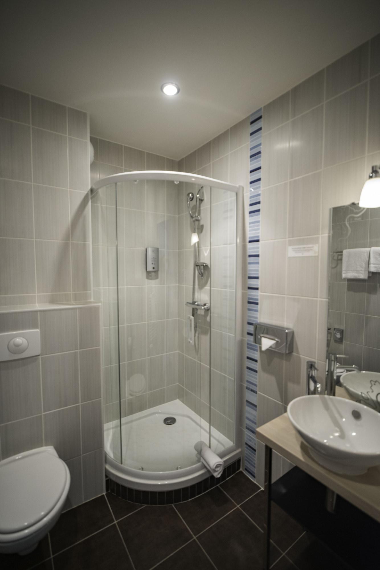 Best Western Hotel Nuit De Retz Nantes Sud Port-Saint-Pere Exterior photo